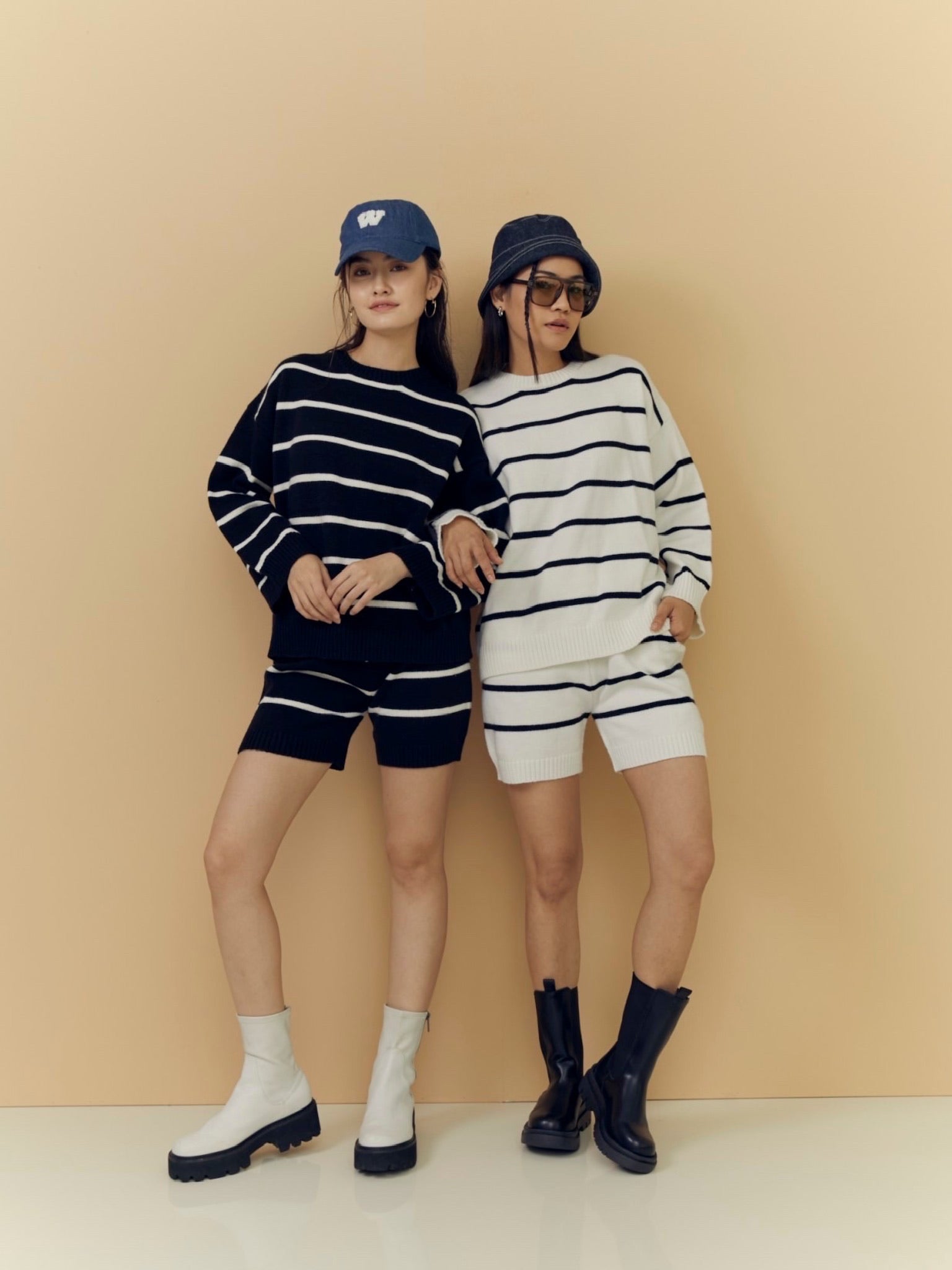 STRIPE KNIT SET