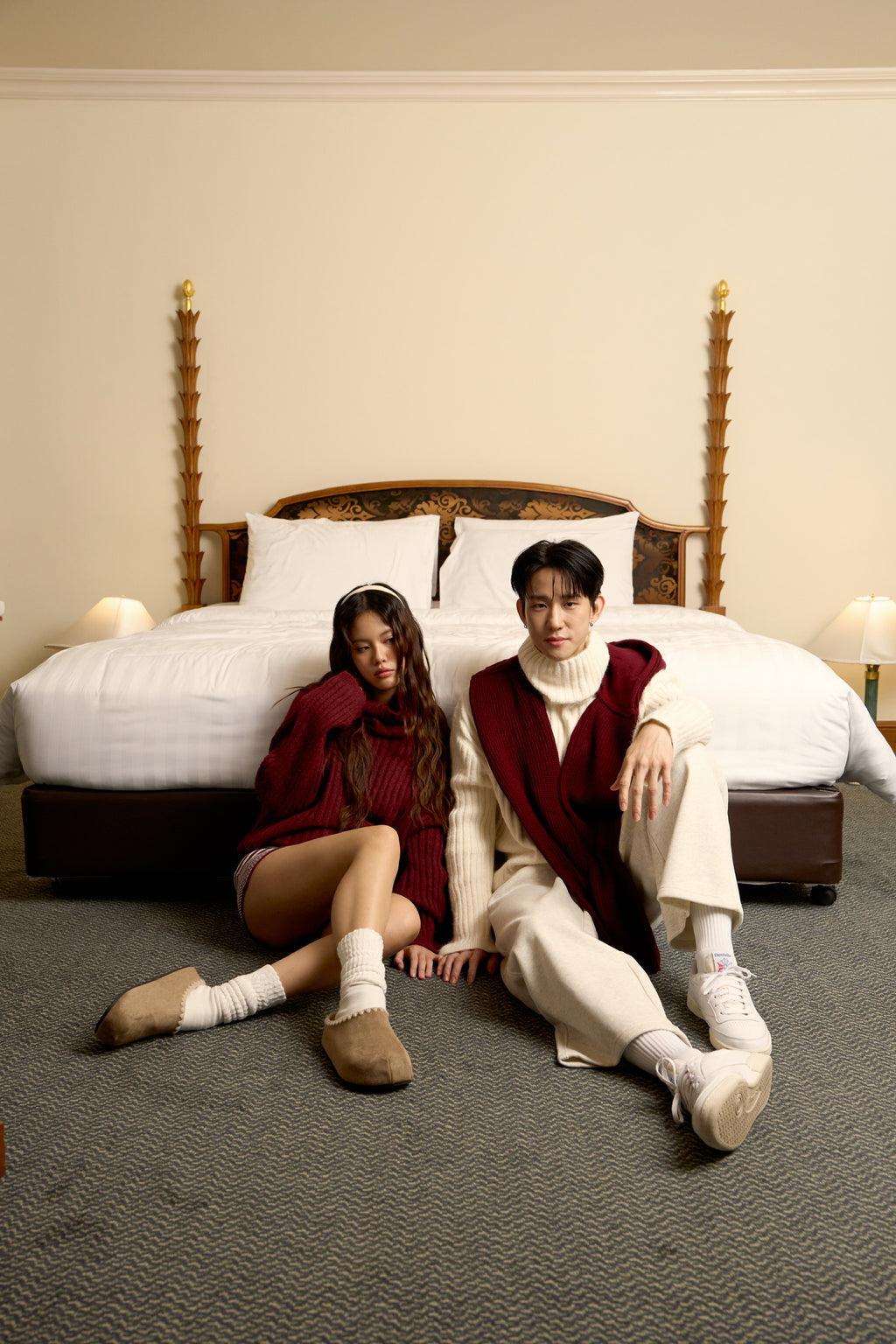 LOOSE HIGH NECK SWEATER -Available in 5 colors Grey/ White/ Black/Brown/Burgandy