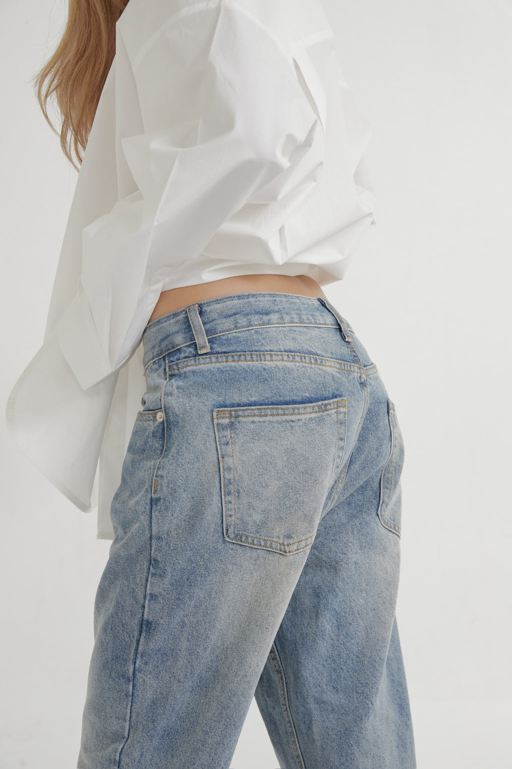 GENESIS JEANS