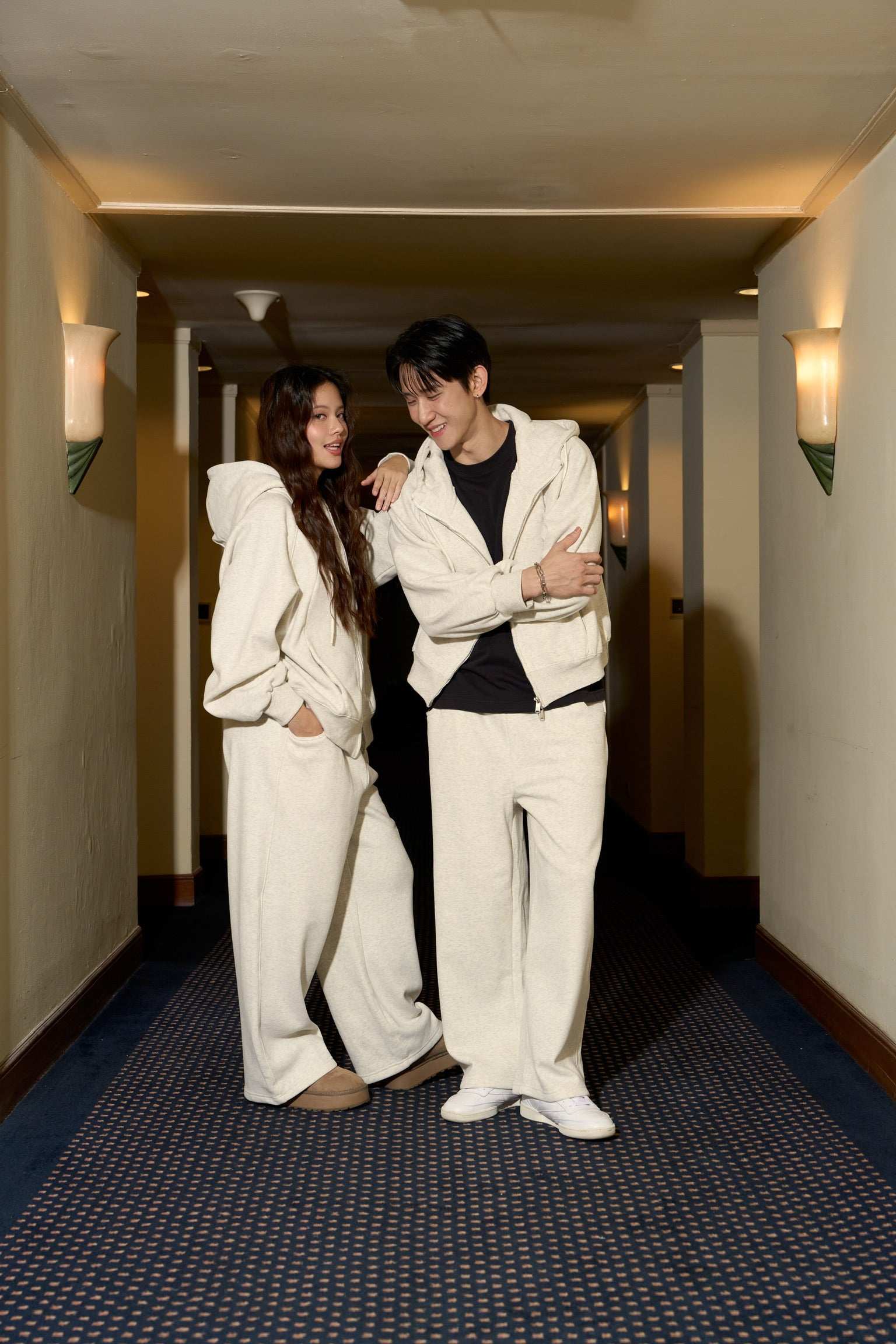 EXTRA WARM HOODIE SET - Available in 2 colors ( Oat, Navy)