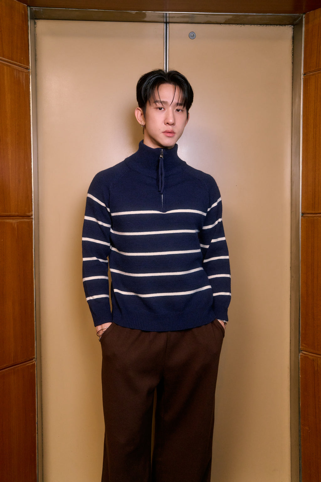 STRIPE KNIT SWEATER