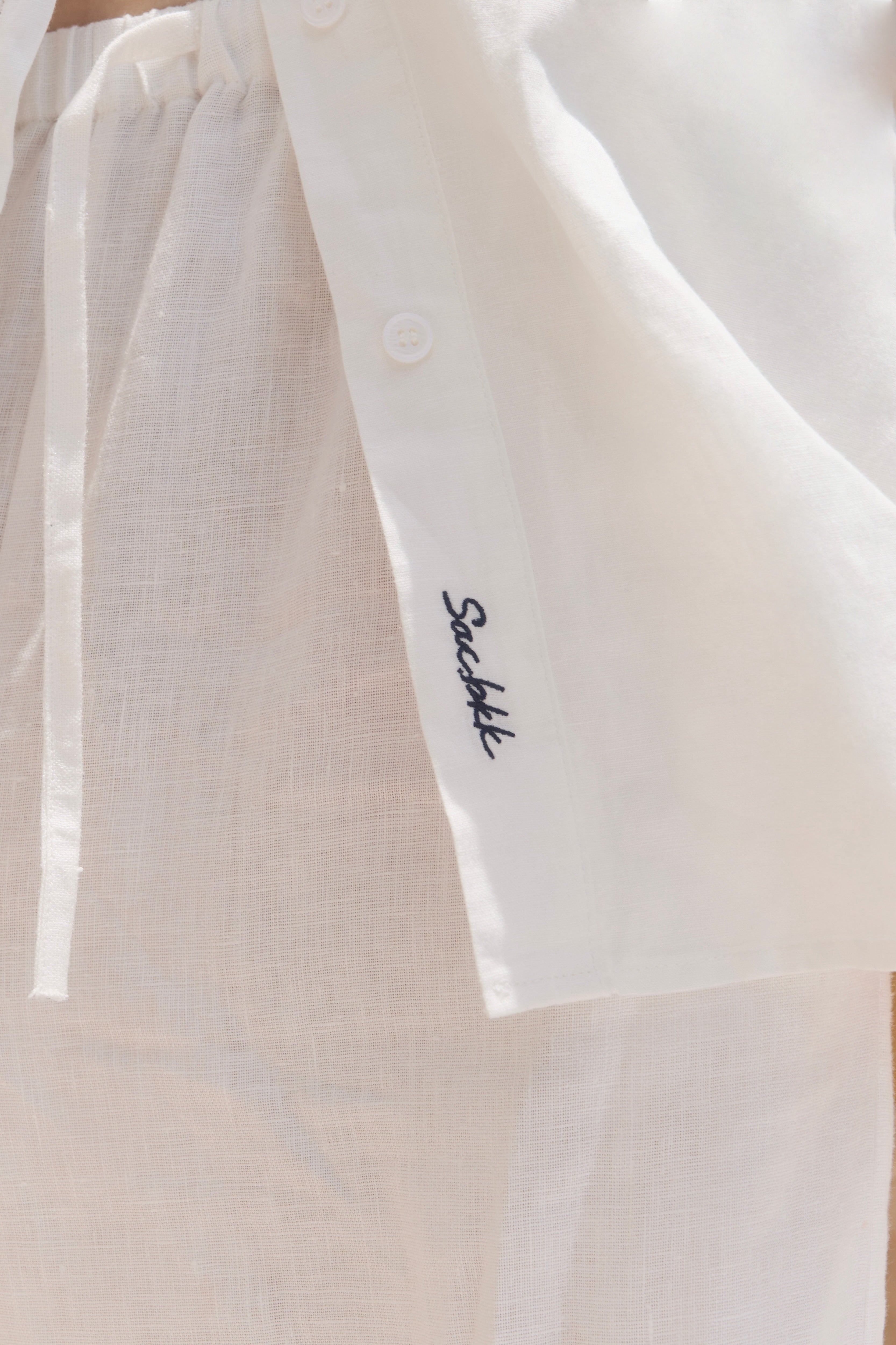 ESSENTIAL LINEN SHIRT