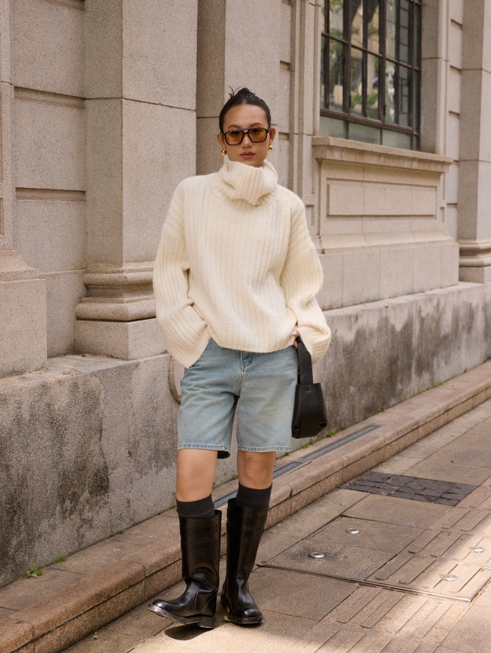 Loose high neck sweater -Available in 3 colors Grey/ White/ Black