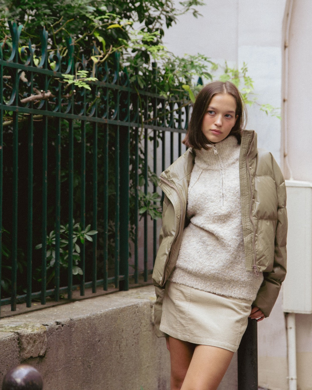 DOWN PUFFER JACKET WITH REMOVABLE HOOD - Available in Brown/ Black/ White/ Green