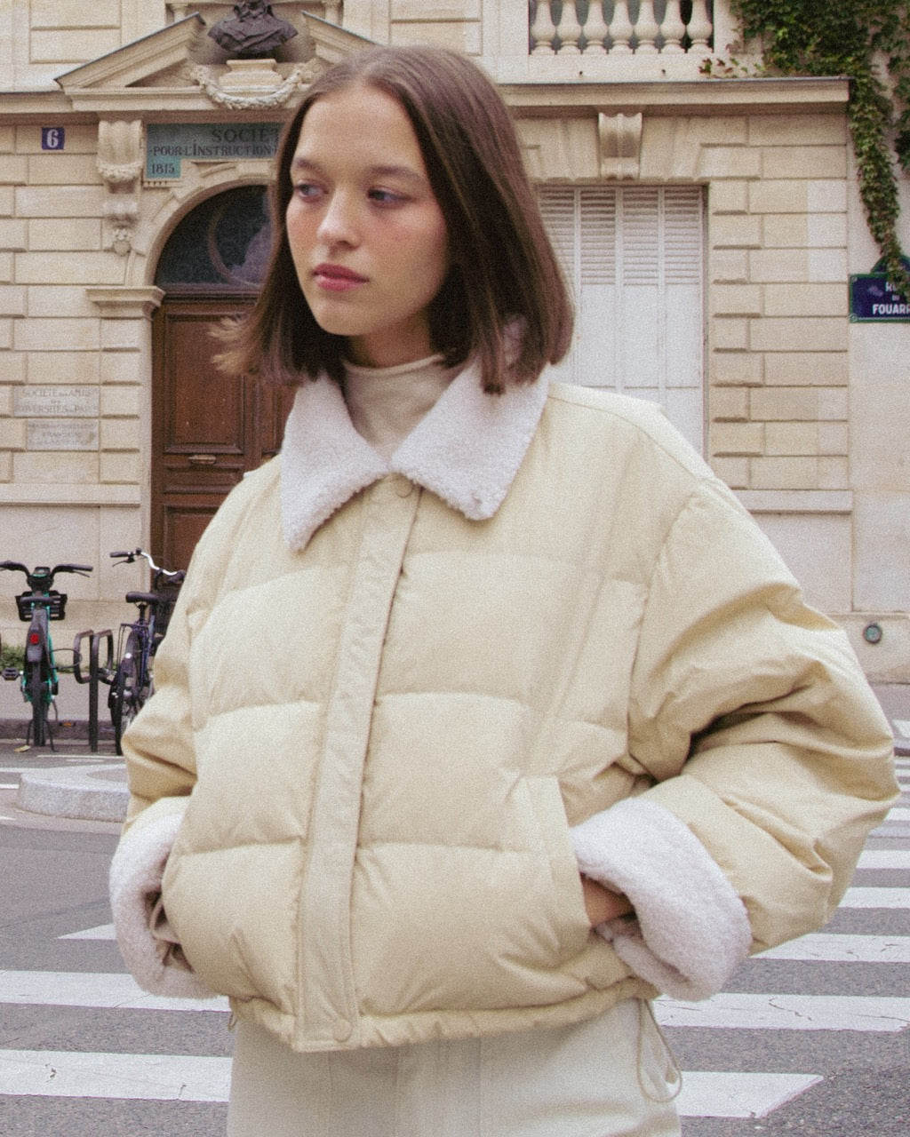 SEMI SHORT DOWN PUFFER JACKET